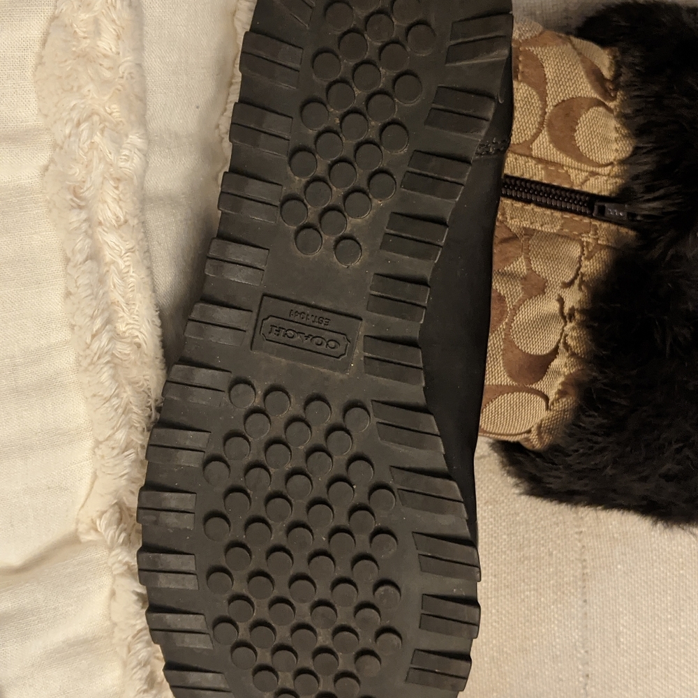 Coach boots with fur - Picture 4 of 4